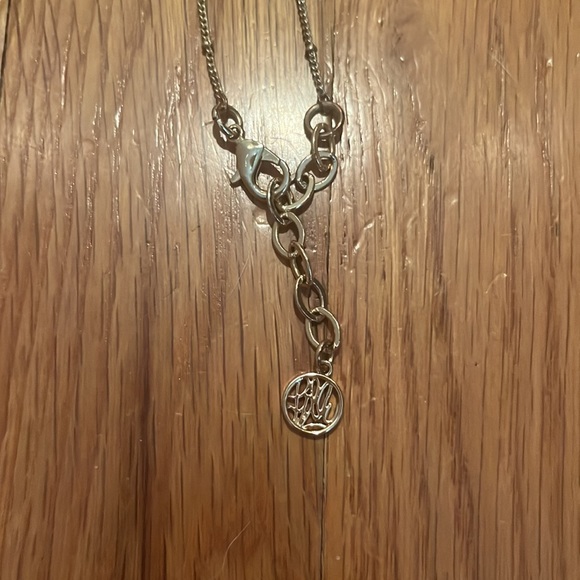 Lilly Pulitzer Long Pendant Necklace in White - Picture 3 of 5